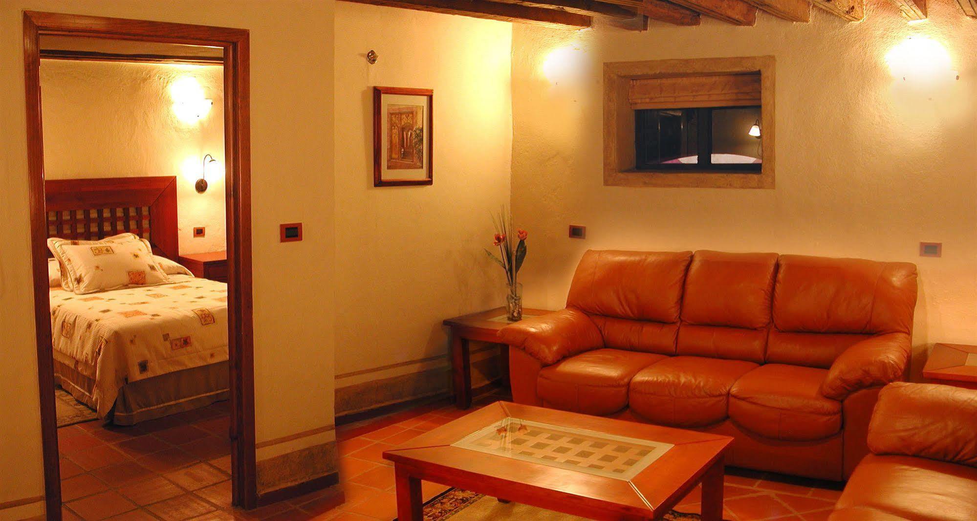 Hotel Quinta Santiago Queretaro Ngoại thất bức ảnh